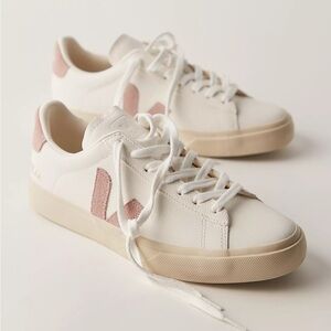 Veja Campo Sneakers - Extra White Babe